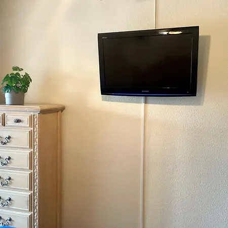 Amplio Con Piscina Y Pistas De Tenis En Apartment *