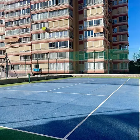 Apartment Amplio Con Piscina Y Pistas De Tenis En Benidorm
